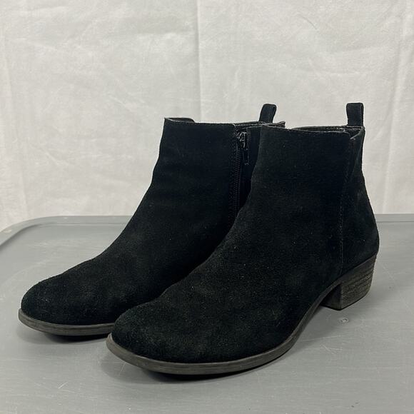 Vince Camuto Brystal Boot in Black. - Picture 2 of 11